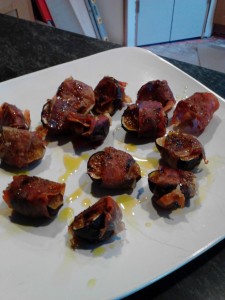 Broiled proscuitto-wrapped figs